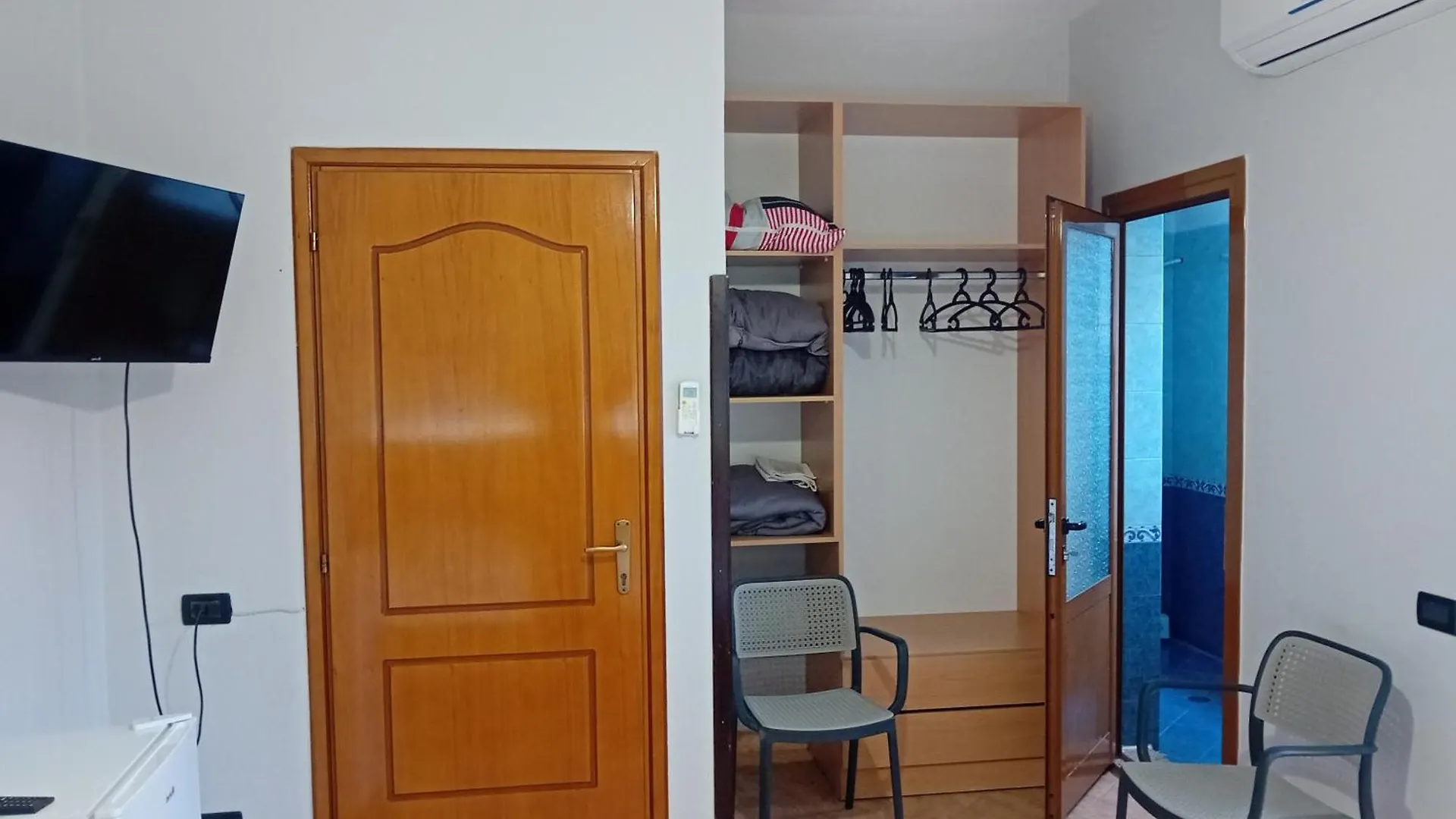 Zina Rooms 1 Minute Away From The Beach دراس ألبانيا