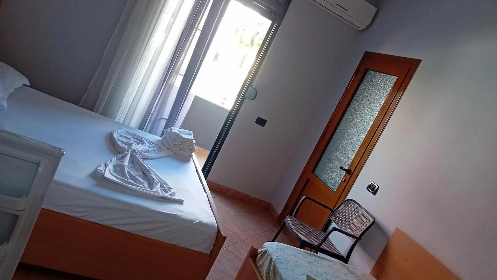 Zina Rooms 1 Minute Away From The Beach دراس ألبانيا